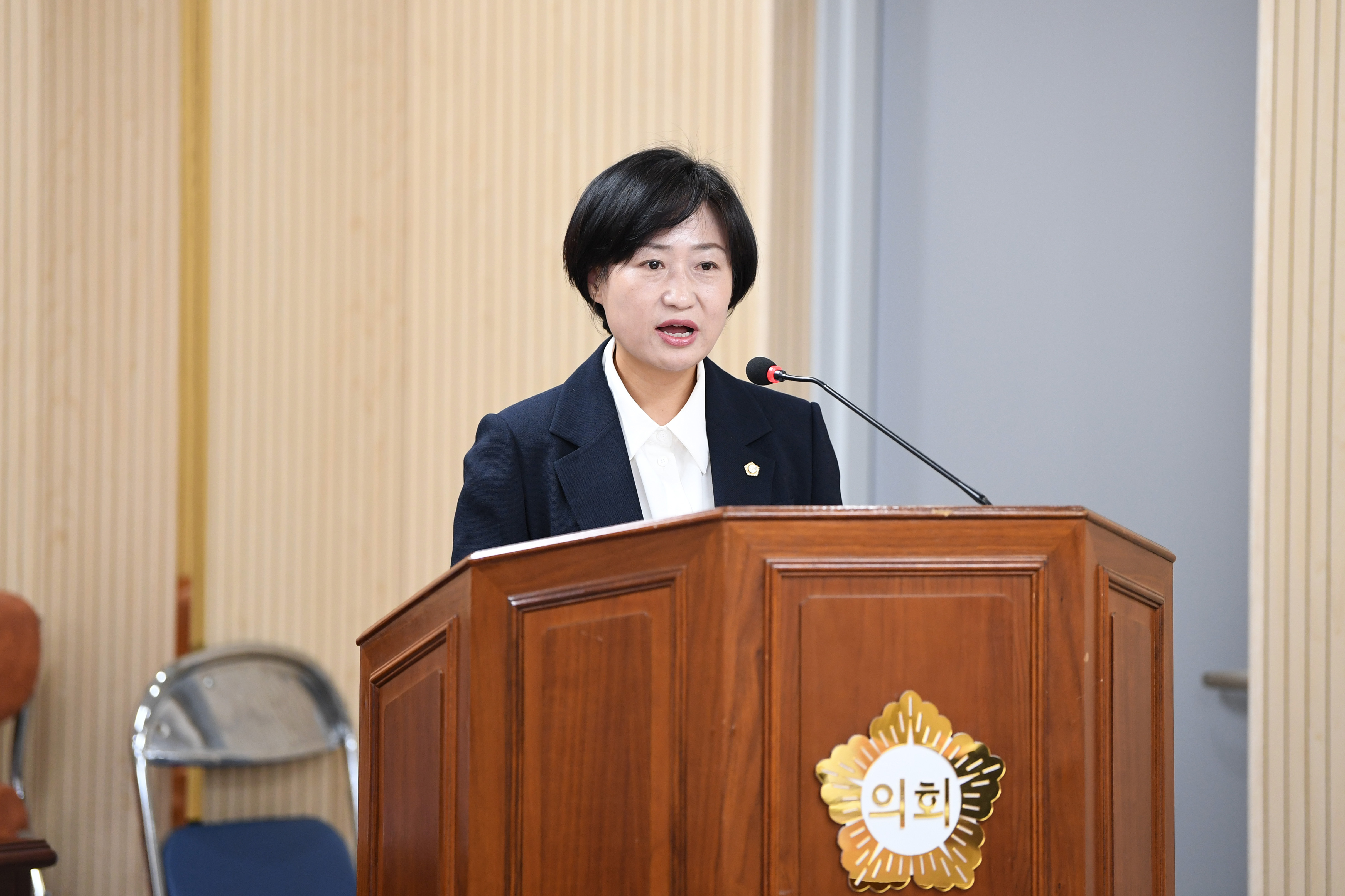 제297회 제1차 정례회 운영위원회 회의 첨부이미지 : 20250613 제297회 제1차정례회 운영위원회 회의(안건심사 및 _24 결산안 예비심사) (7).jpg