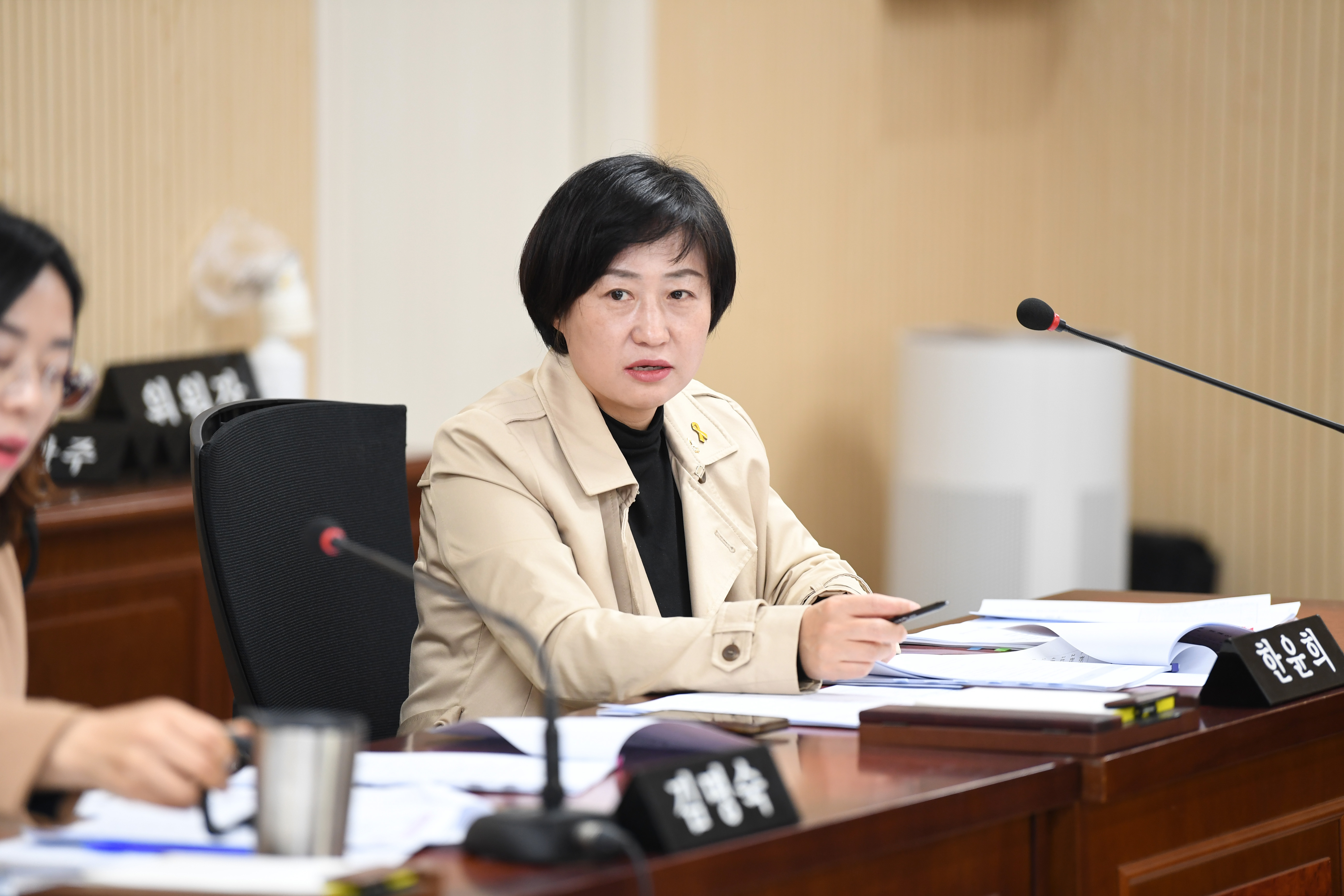 제295회 임시회 폐회 중 운영위원회 회의 첨부이미지 : 20240411 운영위원회 회의(연구단체 심사) (9).jpg