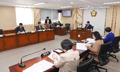 제295회 임시회 폐회 중 운영위원회 회의