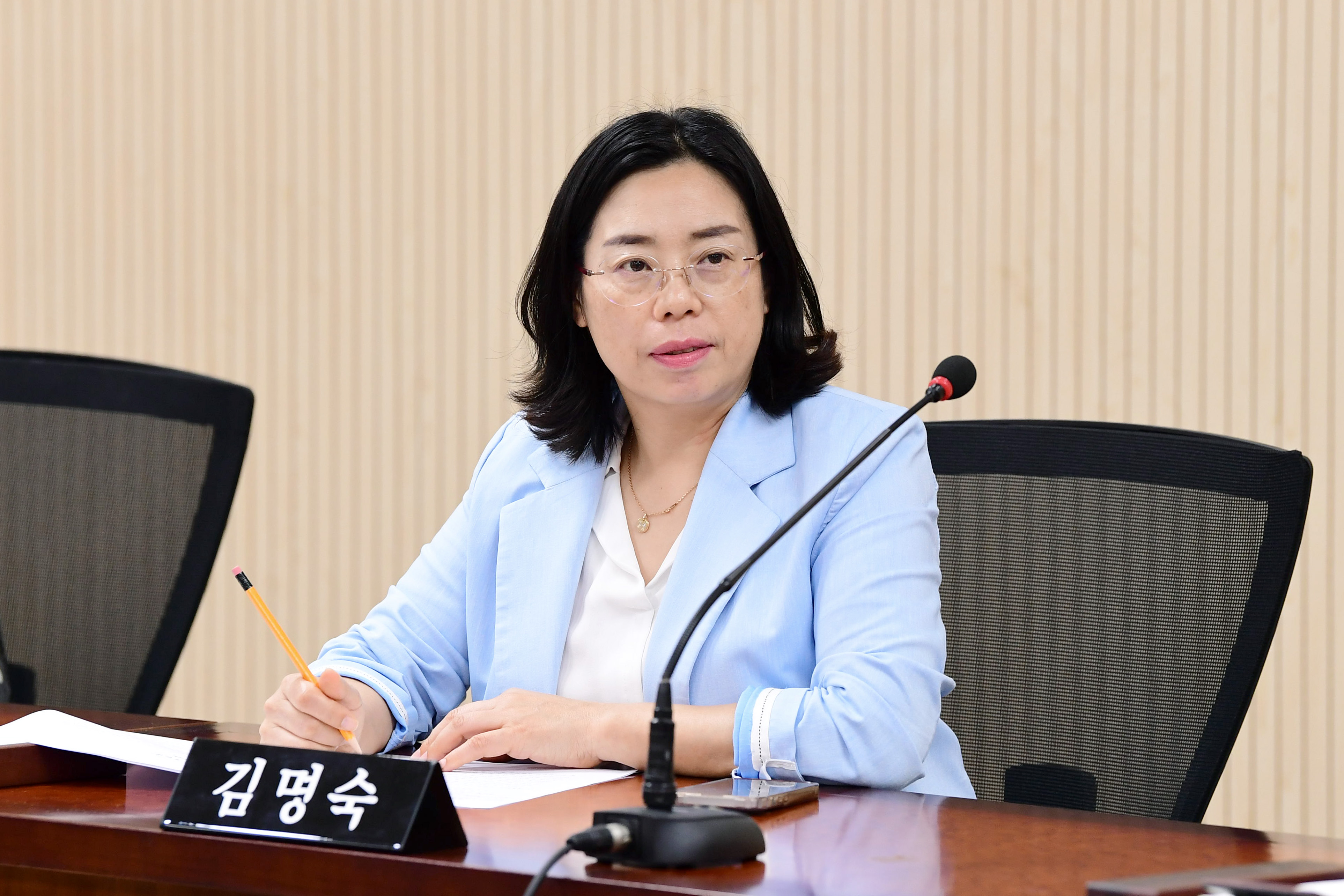 제299회 임시회 운영위원회 회의 첨부이미지 : 20250912 제299회 임시회 운영위원회 회의(안건심사) (15).jpg