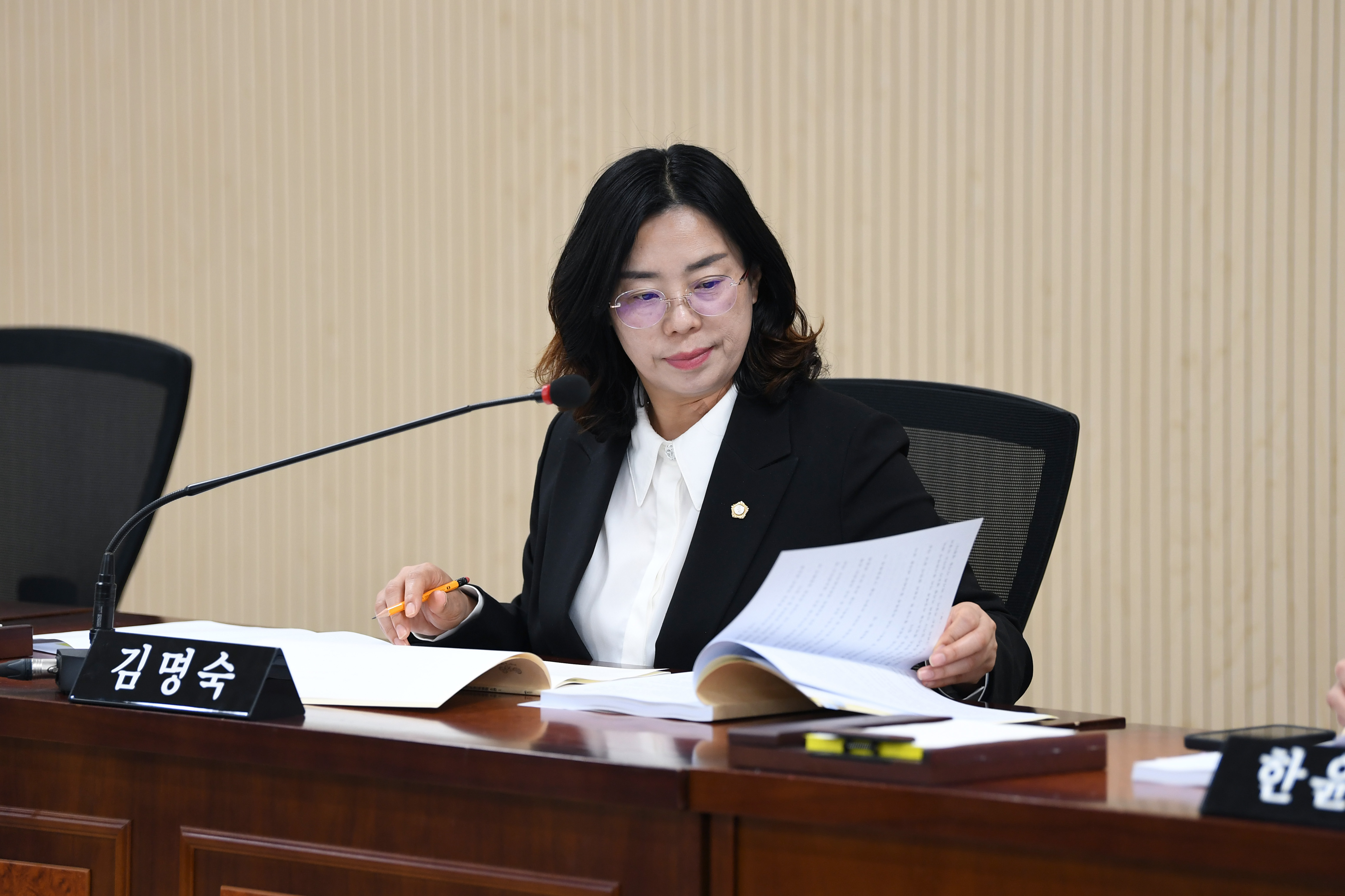 제296회 임시회 운영위원회 회의 첨부이미지 : 20250430 제296회 임시회 운영위원회 회의(안검심사 및 추경안 예비심사) (18).jpg