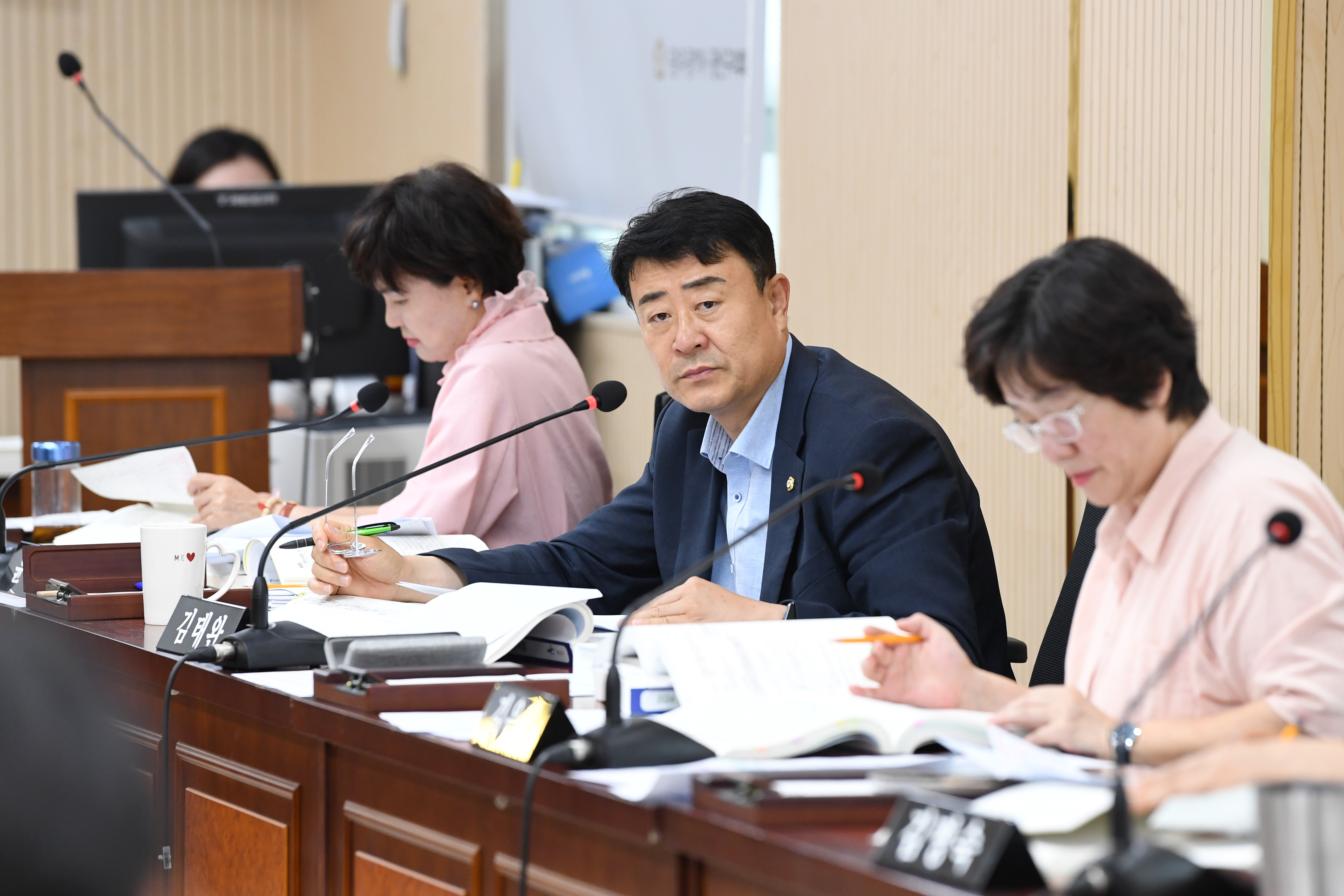 제297회 제1차 정례회 예산결산특별위원회 회의 첨부이미지 : 20250624 제297회 제1차 정례회 예산결산특별위원회 회의 (7).jpg