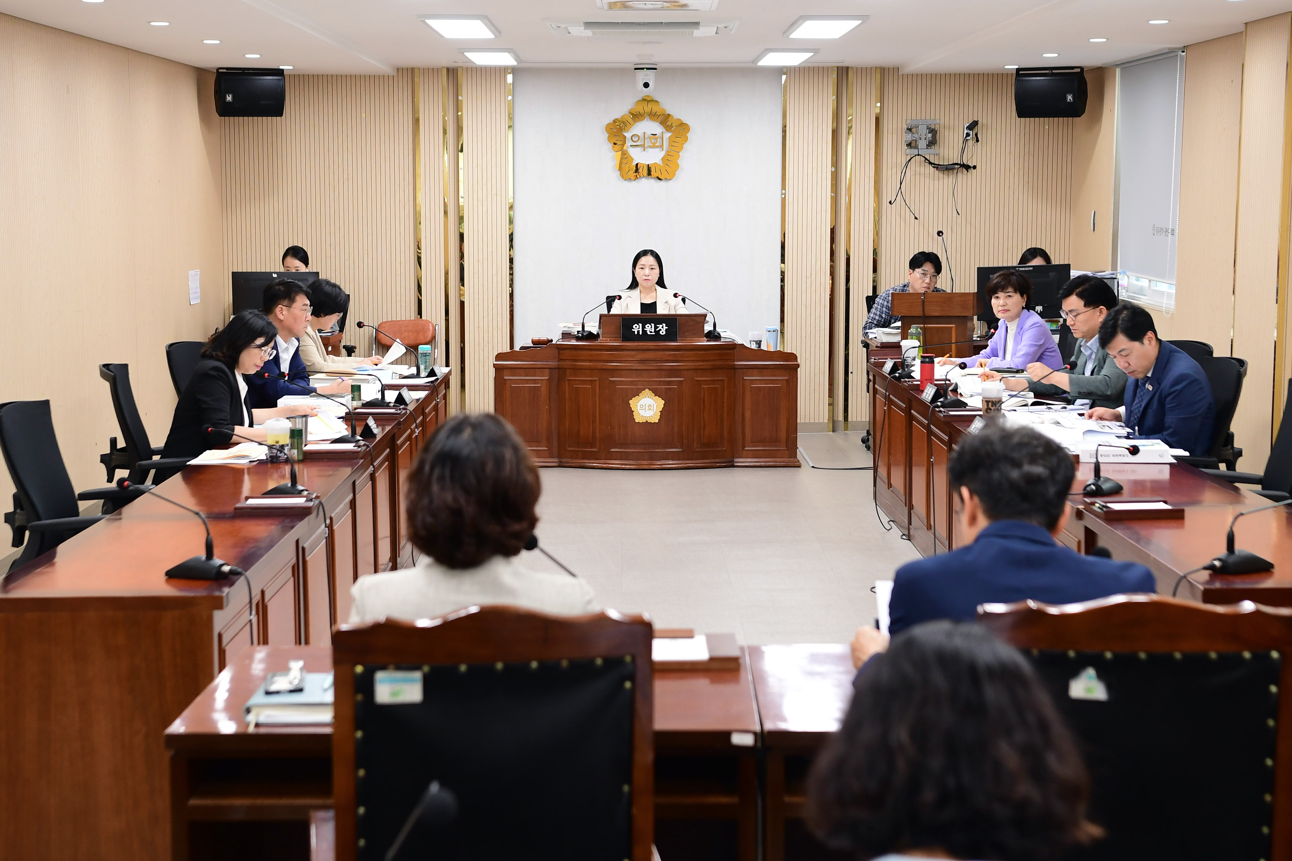 제299회 임시회 예산결산특별위원회 회의 첨부이미지 : 20250910 제299회 임시회 예산결산특별위원회 회의('25 제2차 추경 심사) (1).jpg