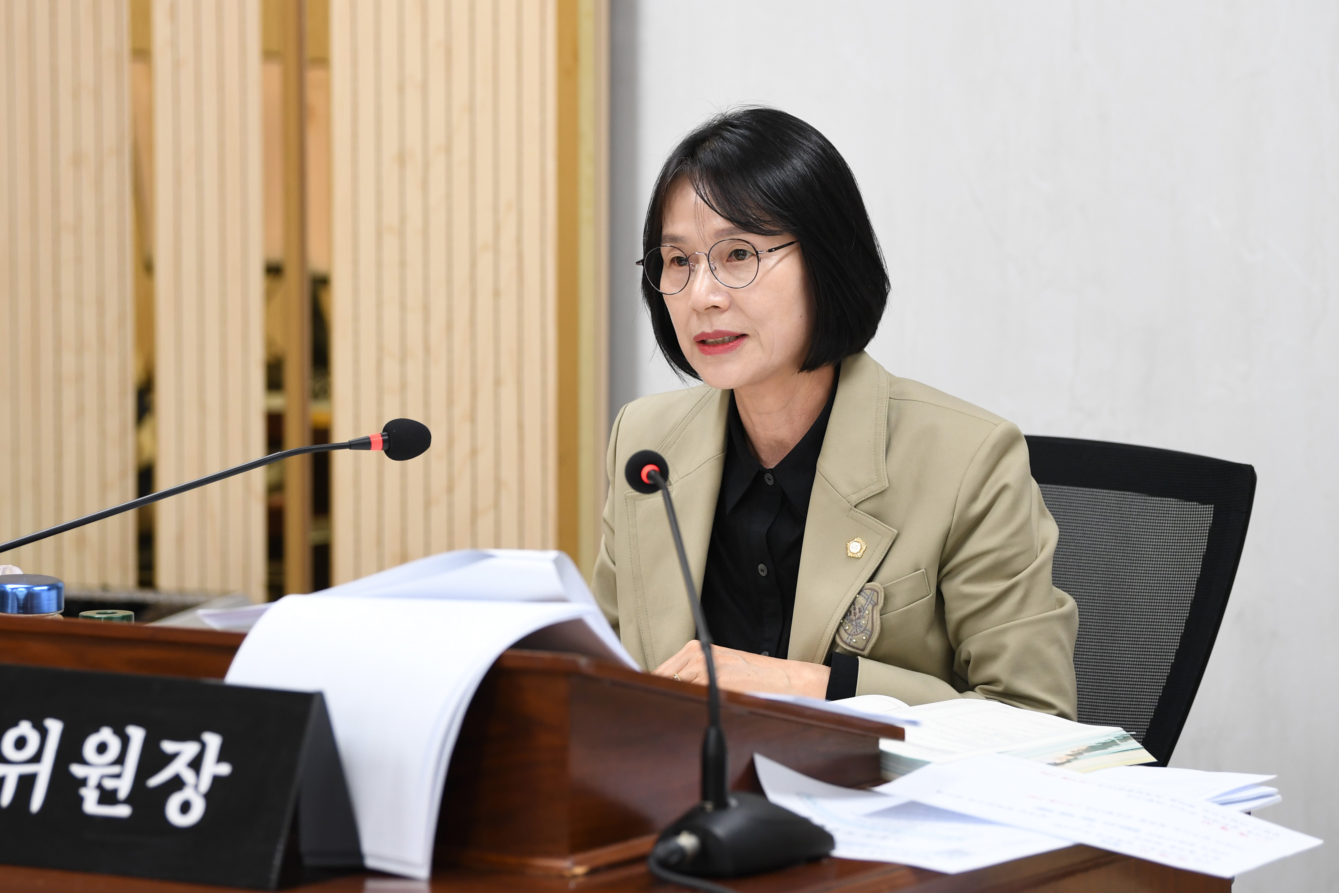 제296회 임시회 예산결산특별위원회 회의 첨부이미지 : 20250507 제296회 임시회 예산결산특별위원회 회의('25 제1차 추경 심사) (25).jpg