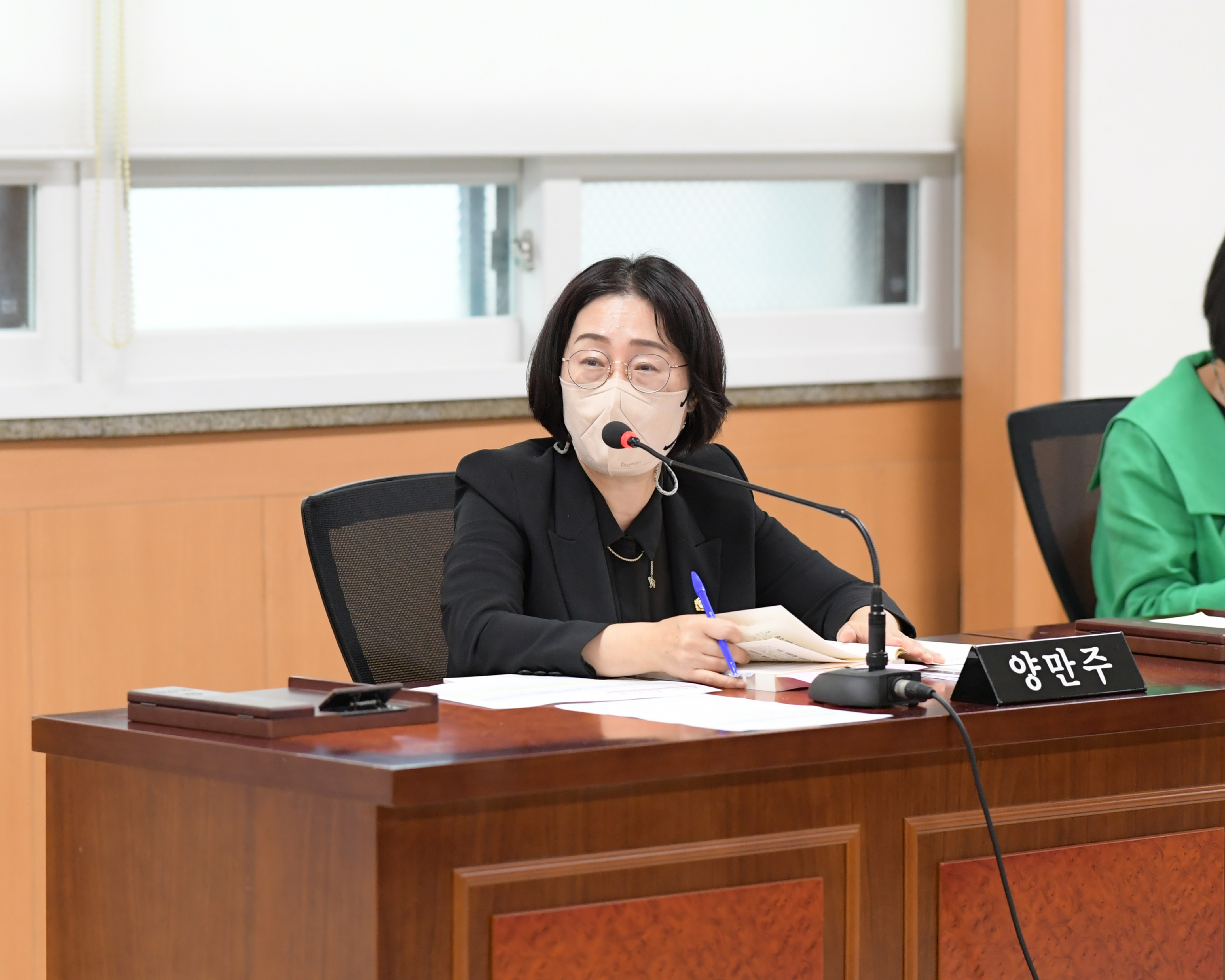  제273회 임시회 경제복지위원회 회의 첨부이미지 : 20220718 제273회 임시회 경제복지위원회 회의 주요업무계획청취  (10).JPG