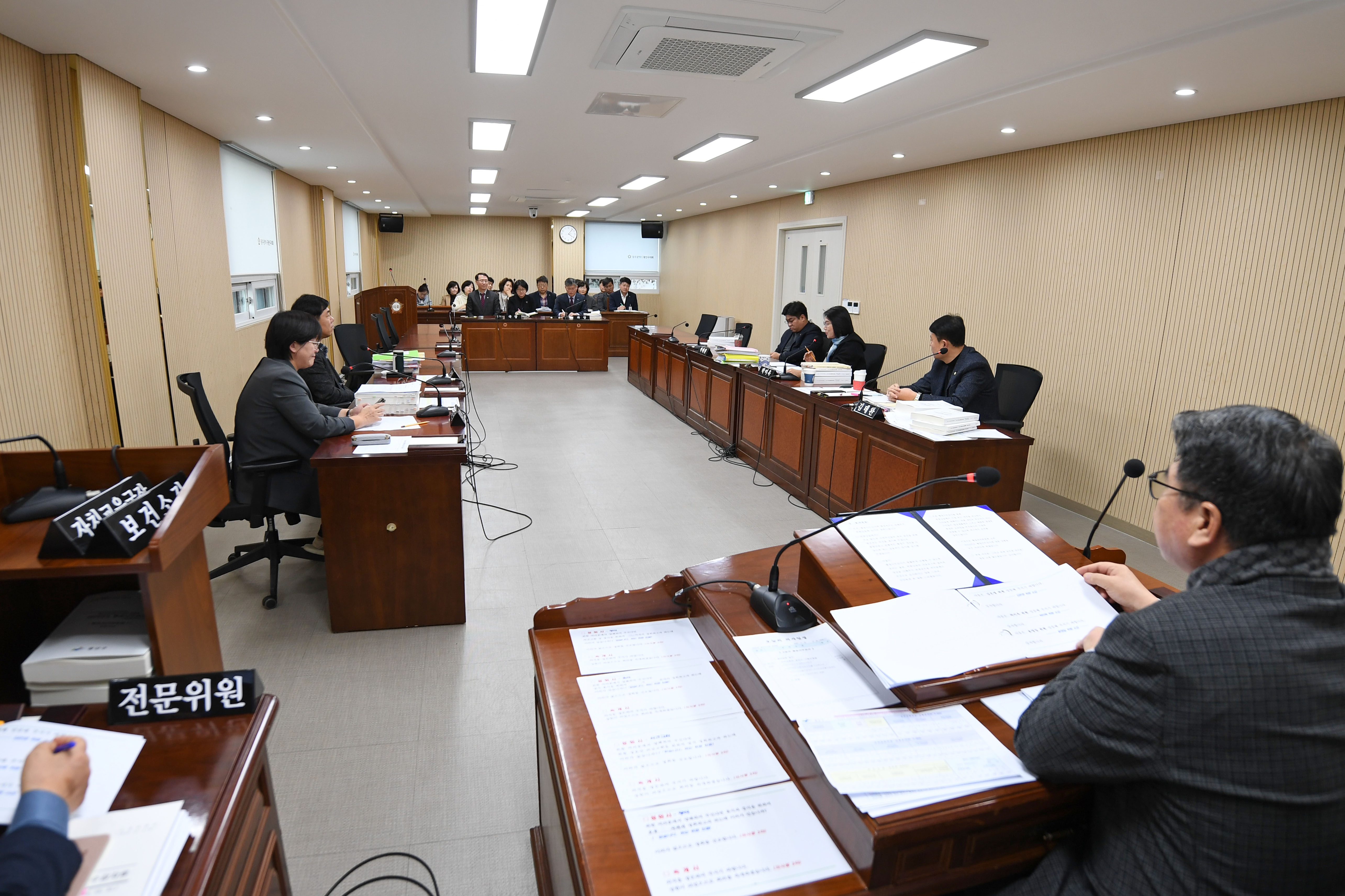 2024년도 행정사무감사 행정자치위원회 5일차 첨부이미지 : 20241205 2024년도 행정사무감사 행정자치위원회 5일차(강평) (25).jpg