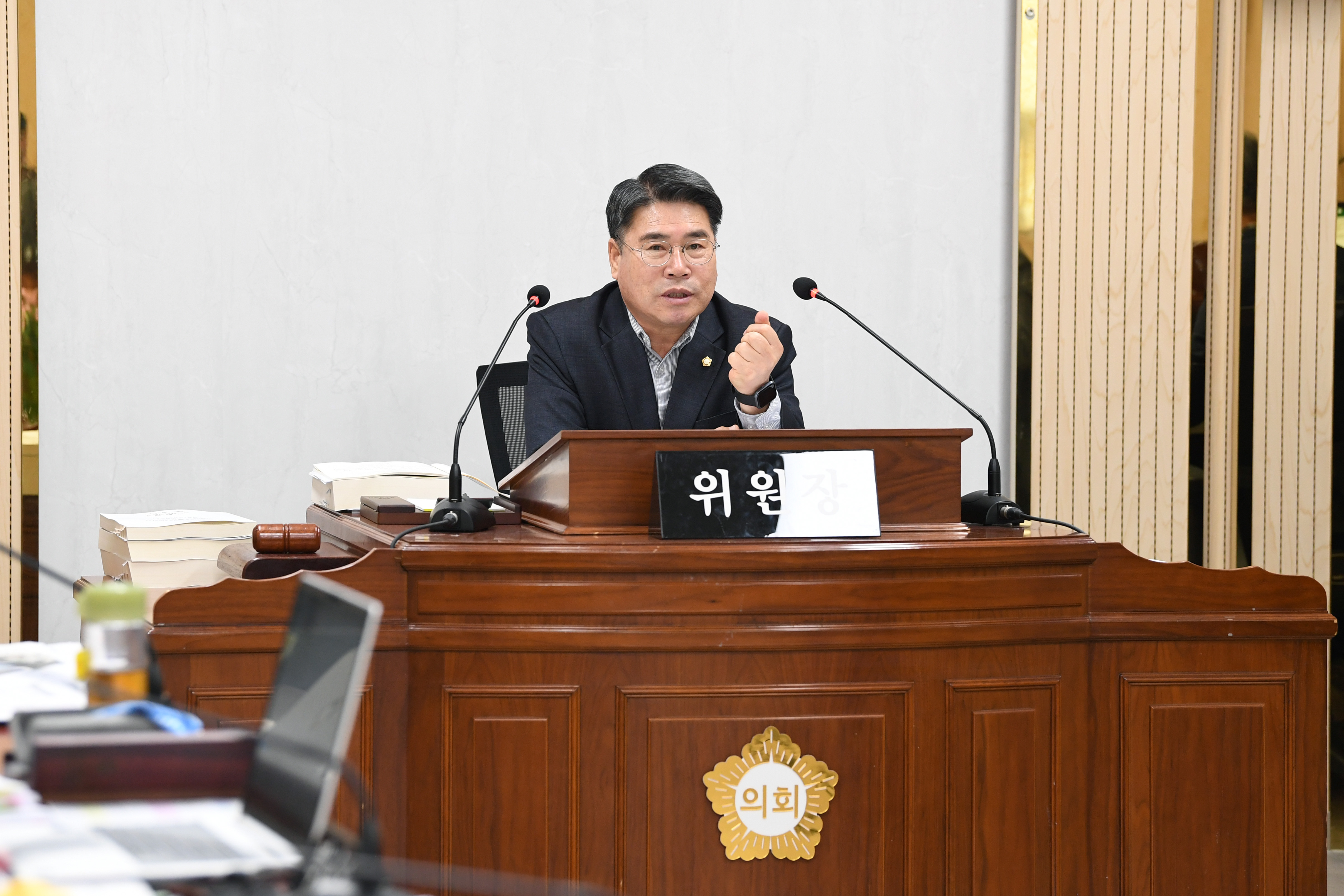 2025년도 행정사무감사 행정자치위원회 4일차 첨부이미지 : 20251202 2025년 행정사무감사 4일차 (12).jpg