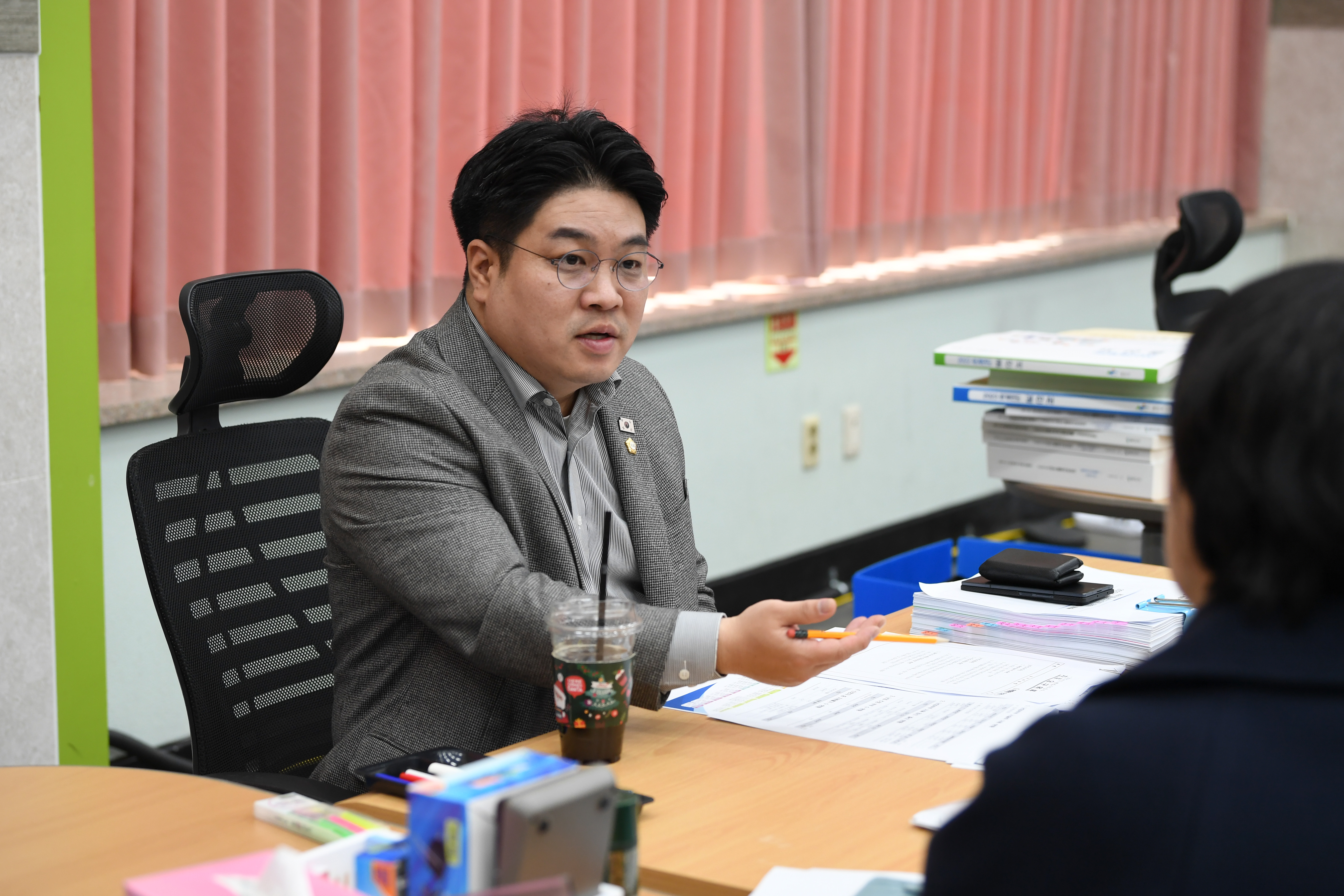 2025년도 행정사무감사 행정자치위원회 2일차 첨부이미지 : 20251128 2025년 행정사무감사 2일차 (83).jpg