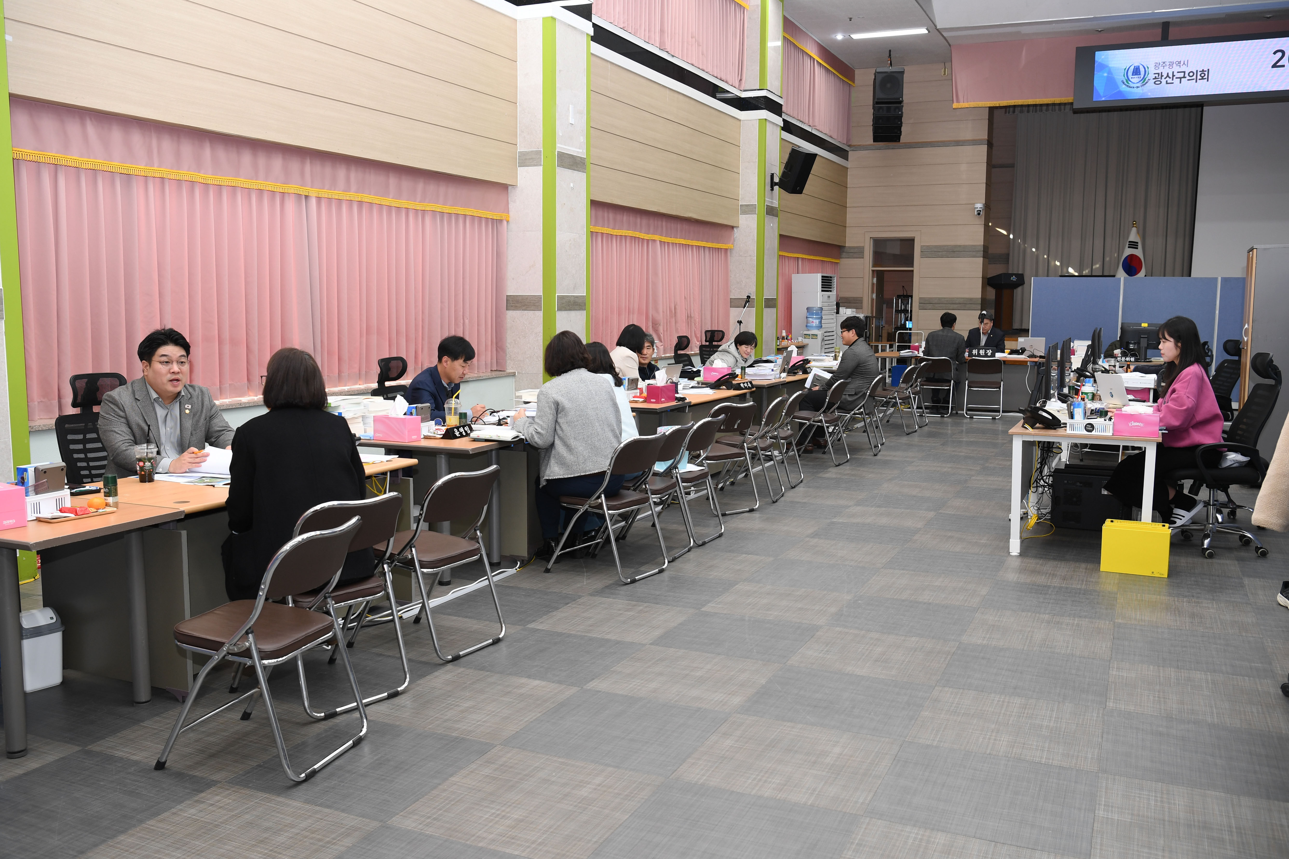 2025년도 행정사무감사 행정자치위원회 2일차 첨부이미지 : 20251128 2025년 행정사무감사 2일차 (65).jpg