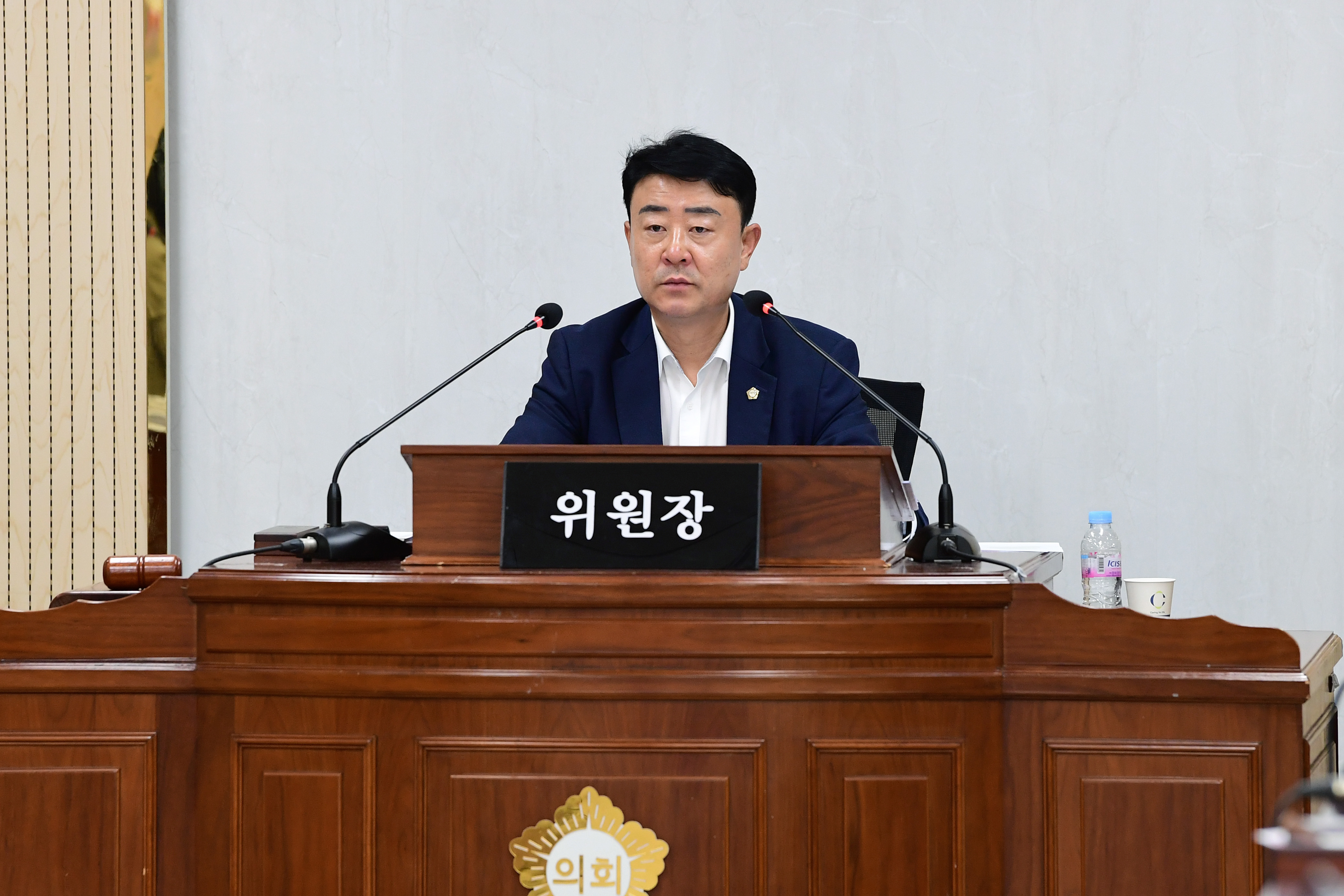 제300회 임시회 행정자치위원회 회의 첨부이미지 : 20251023 제300회 임시회 행정자치위원회 회의(안건심사) (25).jpg