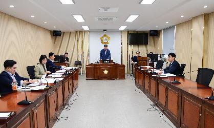 제300회 임시회 행정자치위원회 회의