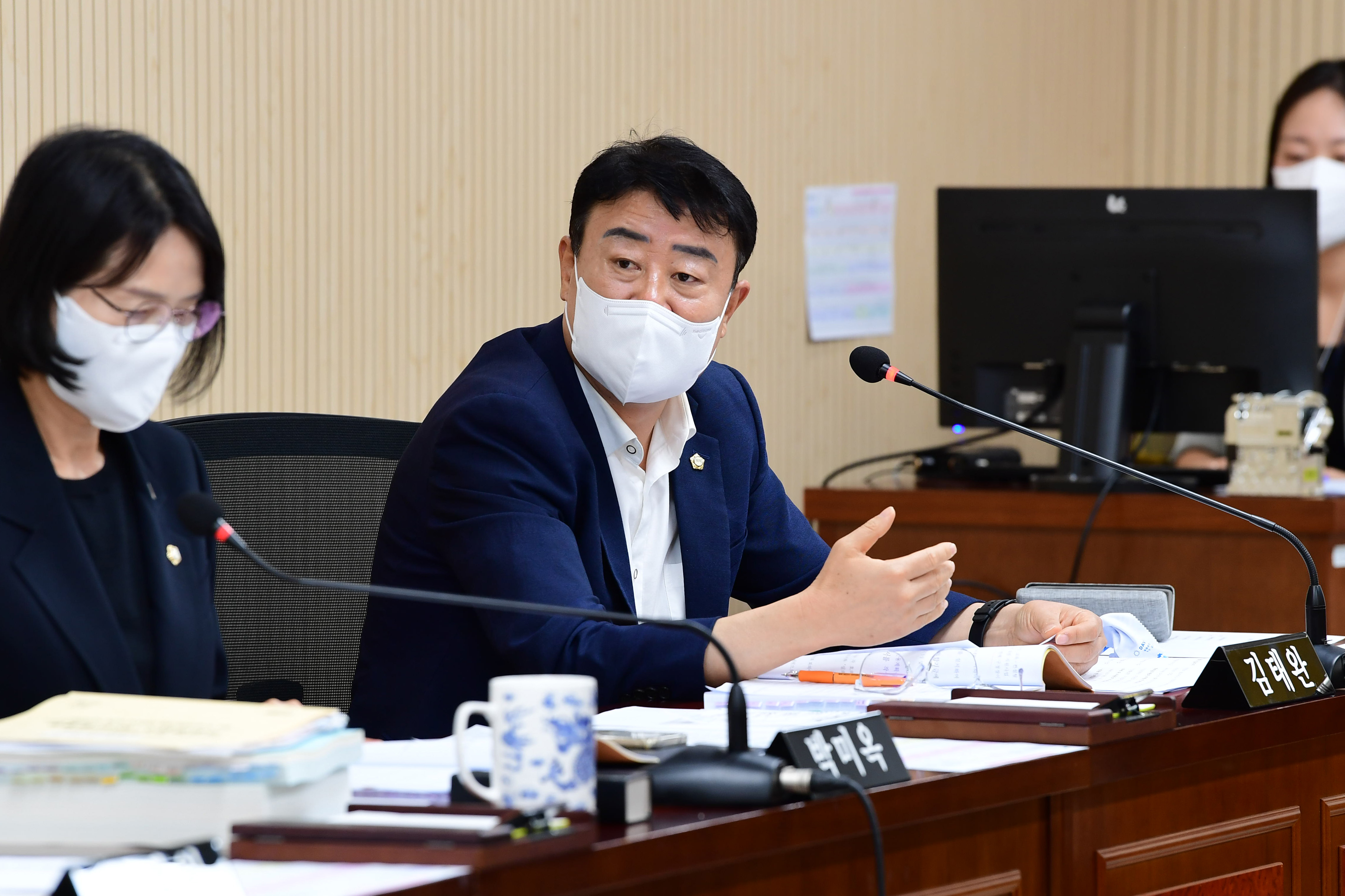 제299회 임시회 행정자치위원회 회의 첨부이미지 : 20250905 제299회 임시회 행정자치위원회 회의(안건심사) (16).jpg