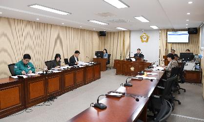 제295회 임시회 행정자치위원회 회의