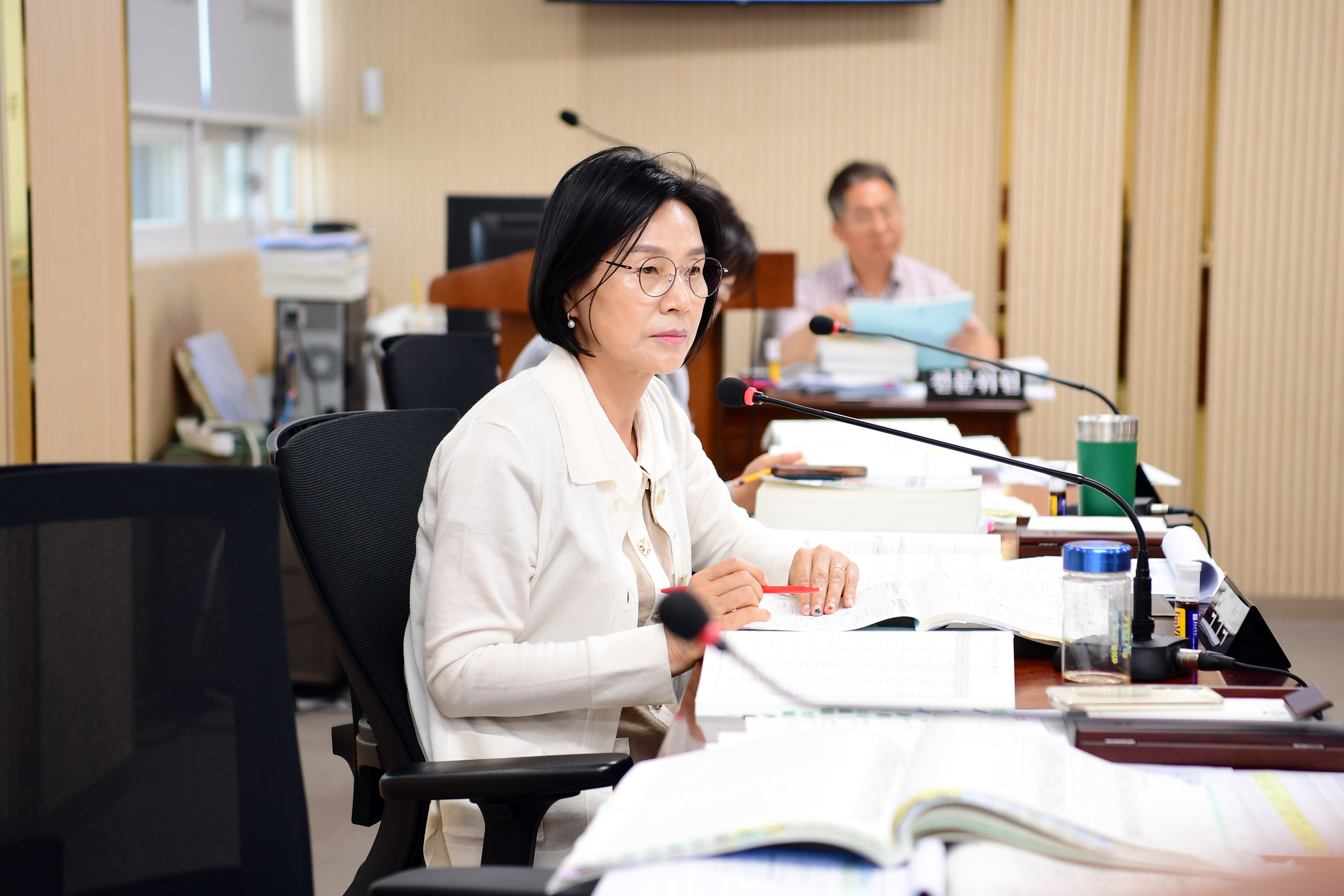 제288회 제1차 정례회 경제복지위원회 회의 첨부이미지 : 20240618 제288회 제1차정례회 경제복지위원회 회의(결산 및 추경 심사) (20).jpg