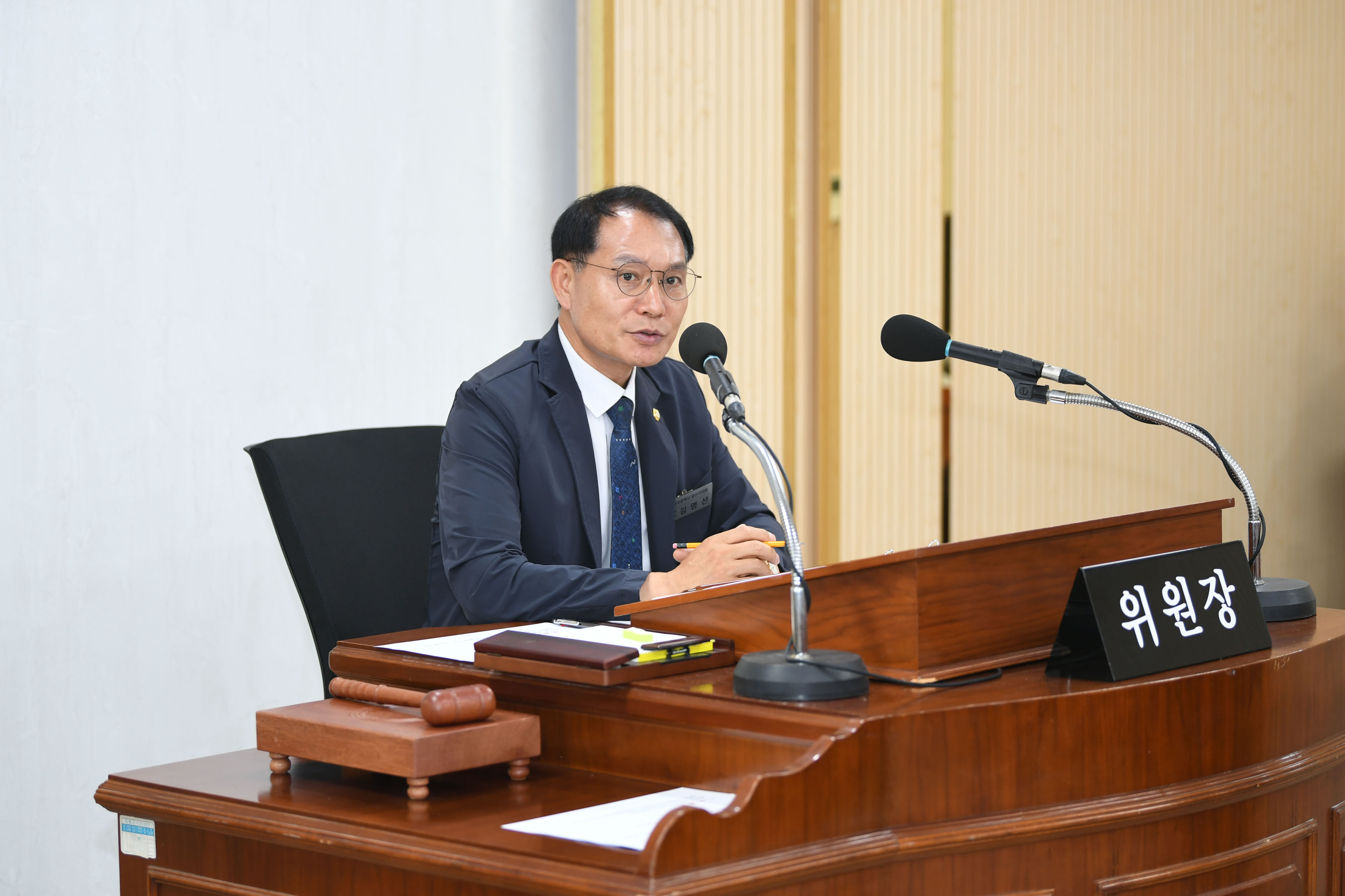 제290회 임시회 경제복지위원회 회의 첨부이미지 : 20240719 제290회 임시회 경제복지위원회 회의(안건심사) (20).jpg