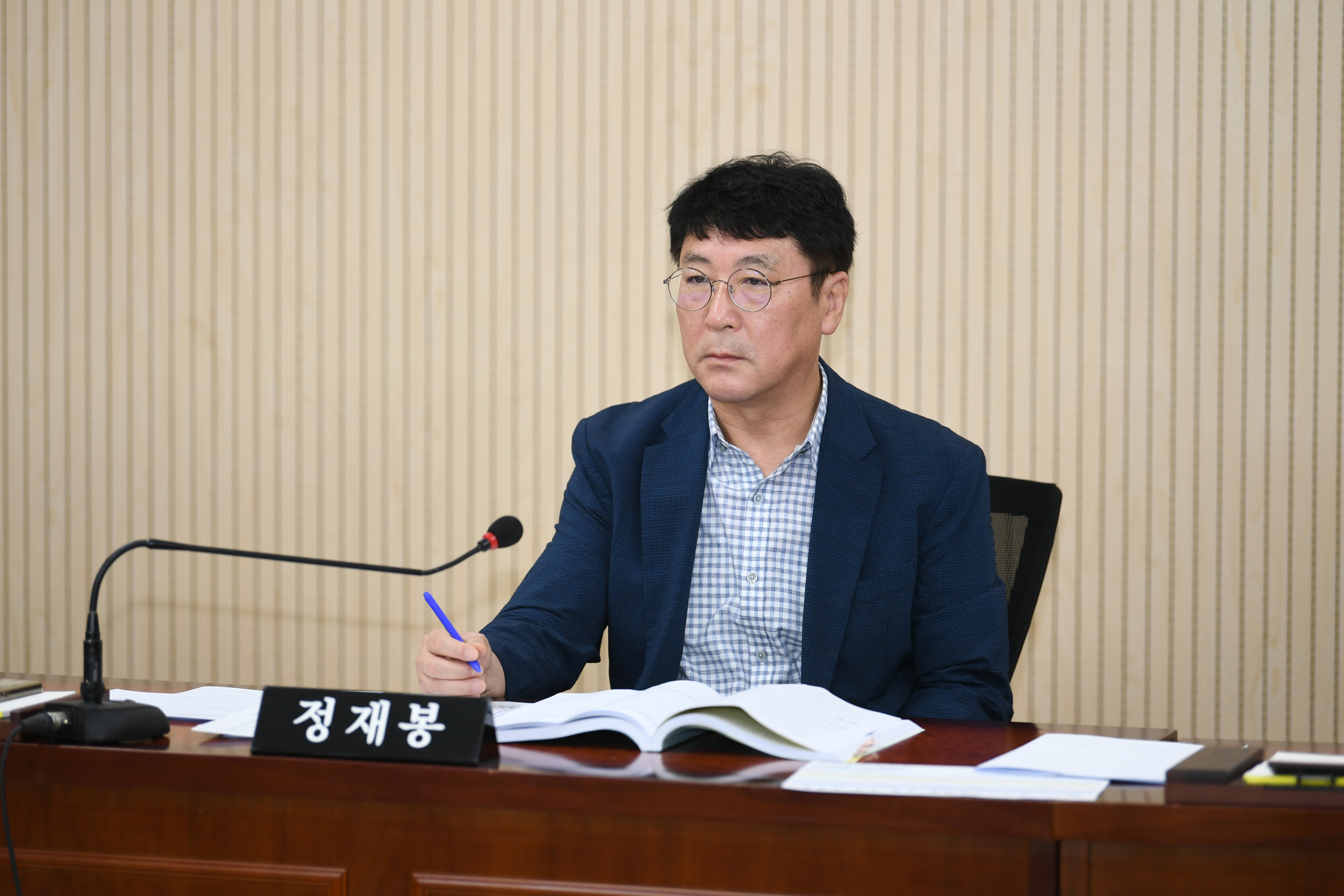 제291회 임시회 경제복지위원회 회의 첨부이미지 : 20240905 제291회 임시회 경제복지위원회 회의(안건심사) (10).jpg