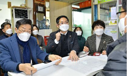 광산구의회 산업도시위원회, 관내 푸드뱅크 및 특화사업장 예정지 현장활동