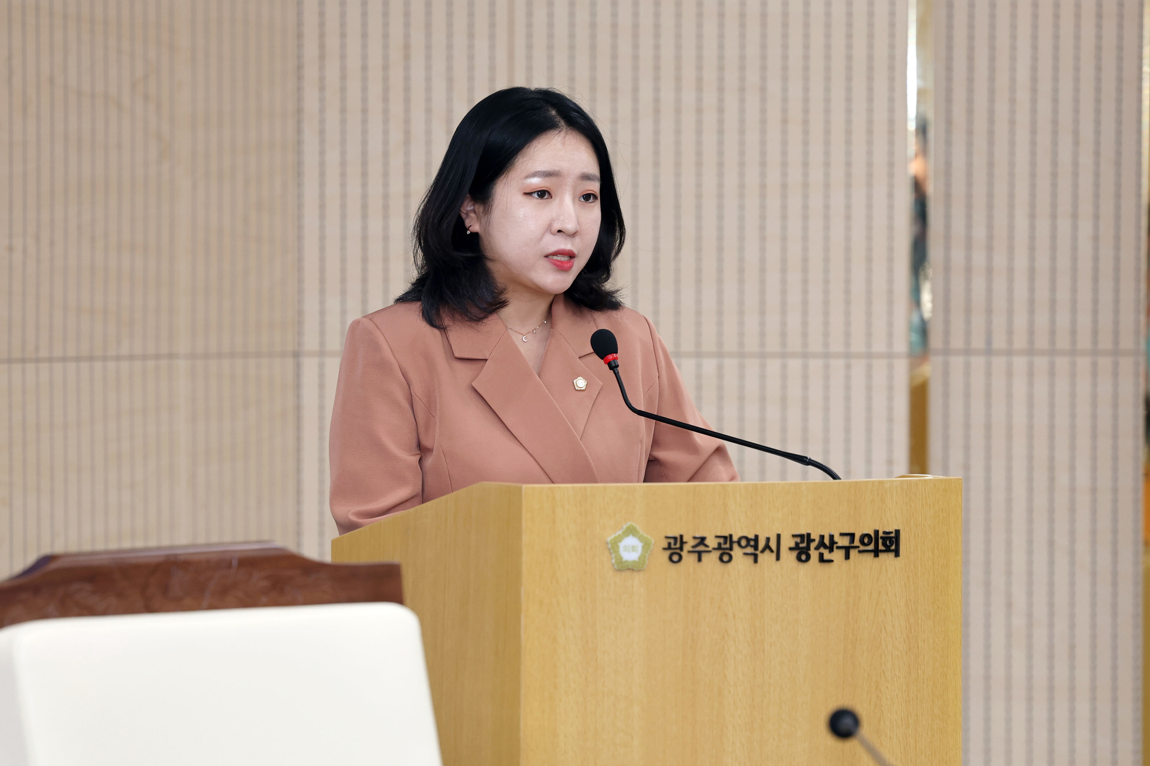 강한솔 광산구의원 “‘광산복지재단’ 원점에서 재검토해야” 첨부이미지 : 2-2_제293회 정례회 제3차 본회의 5분발언_강한솔 의원.jpg