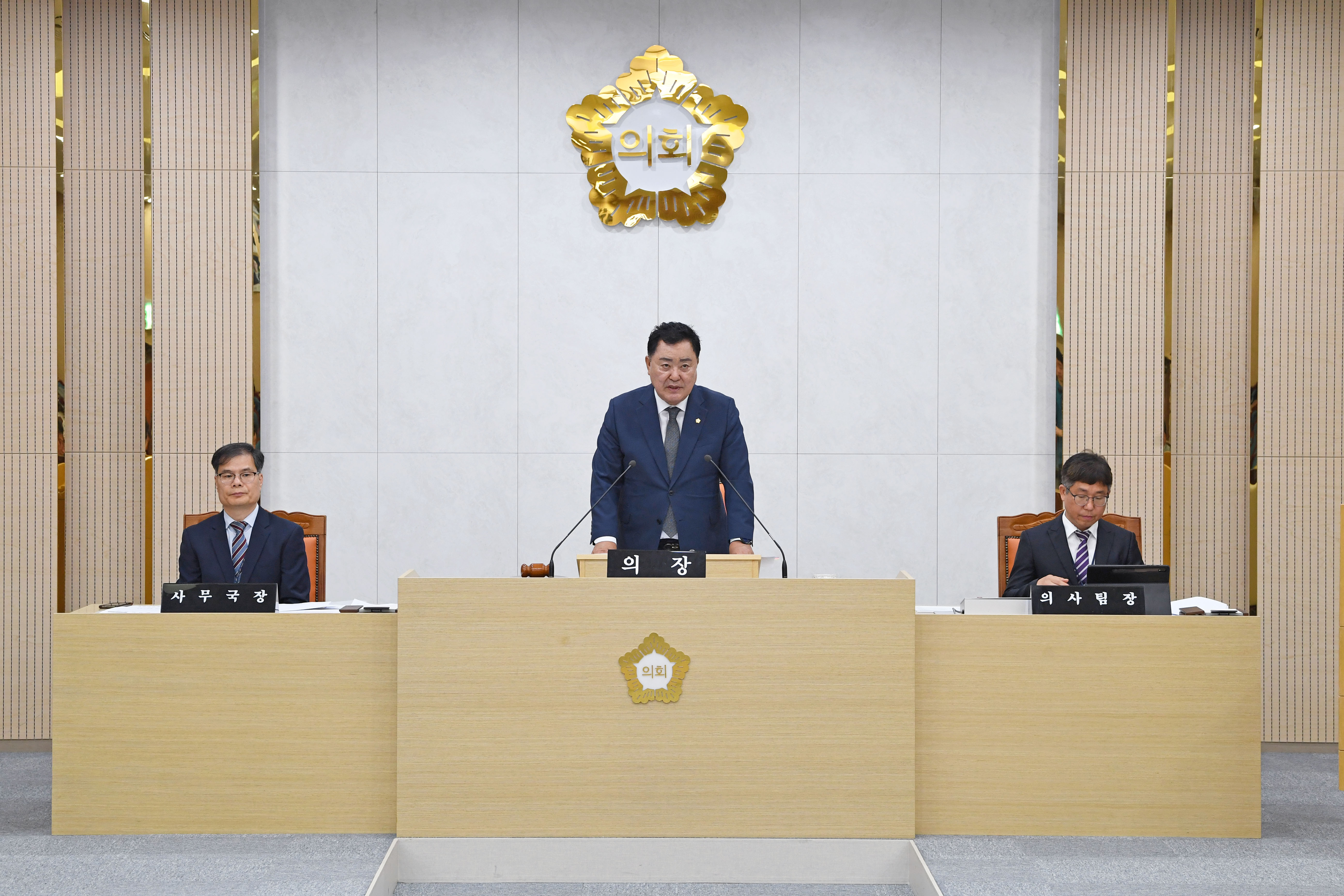 광산구의회, 제297회 제1차 정례회 폐회 첨부이미지 : 2-2_20250627_광산구의회, 제297회 제1차 정례회 폐회.jpg.jpg