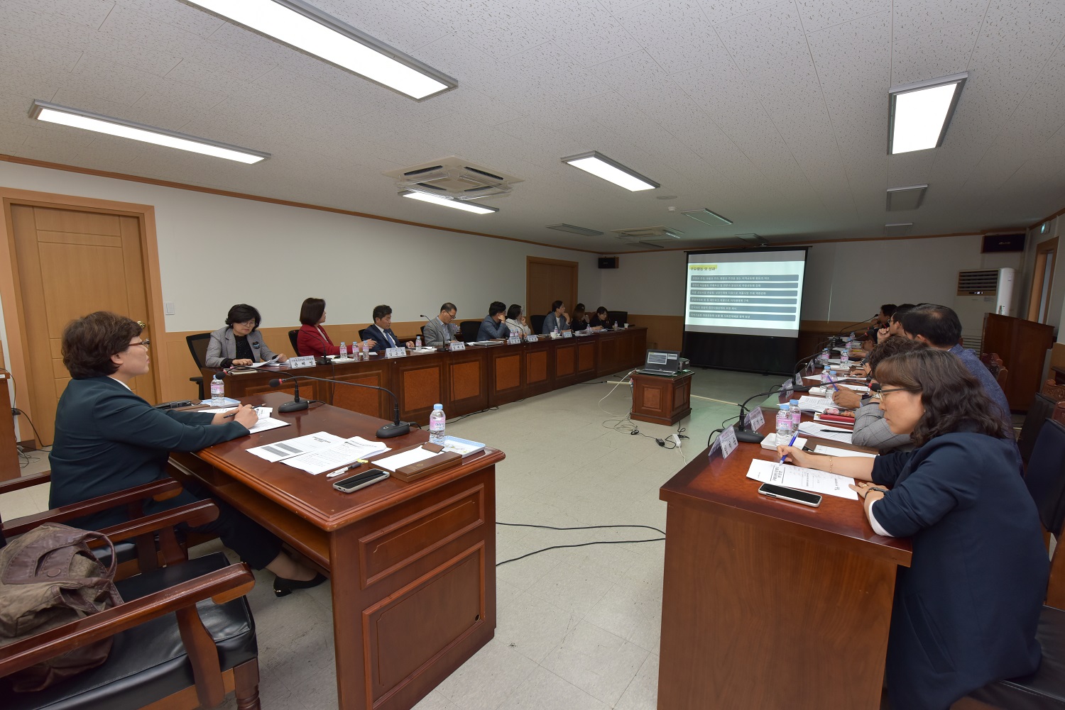 광산구의회 기획총무위, 공익활동지원센터와 간담회 실시 첨부이미지 : s20191007 광산구 공익활동지원센터 향후 운영방안에 대한 주민 간담회 (3).jpg