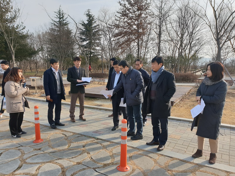 광산구의회 산업도시위원회, 오토캠핑장 비교견학 실시 첨부이미지 : 20200116 산업도시위원회 광주지역 타 캠핑장 비교견학(2).JPG