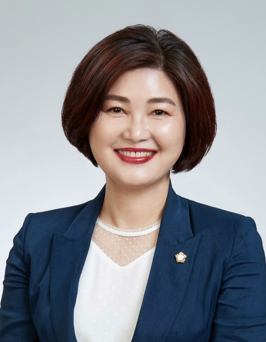 윤혜영 광산구의원, “공중화장실 안심가림막으로 불법촬영 차단” 첨부이미지 : 2. 윤혜영 기획총무위원장1.JPG