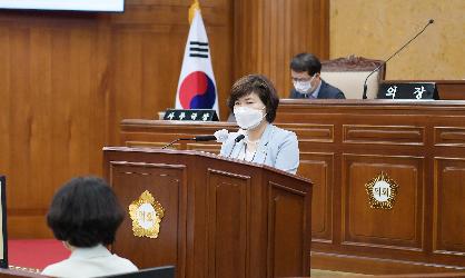 광산구의회 제9대 전반기 의장 김태완‧부의장 윤혜영 선출