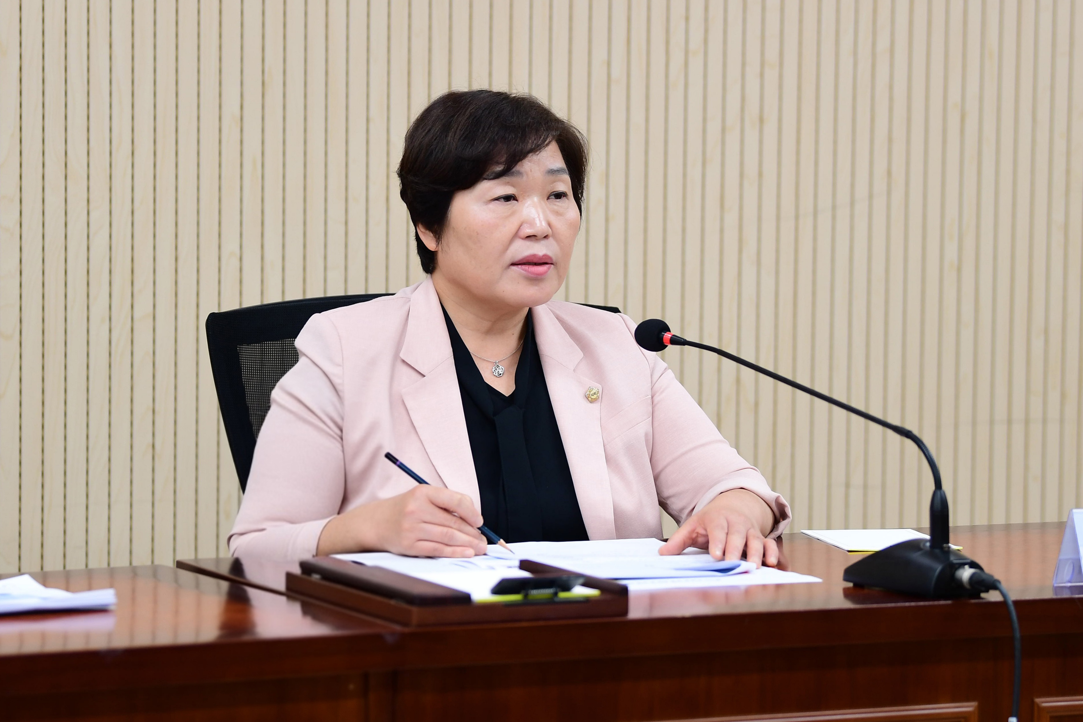 광산구의회, '마을아동돌봄터 지원 조례 제정' 간담회 첨부이미지 : 2-3_20250917_광산구의회, ‘마을아동돌봄터 지원 조례 제정’ 간담회.jpg