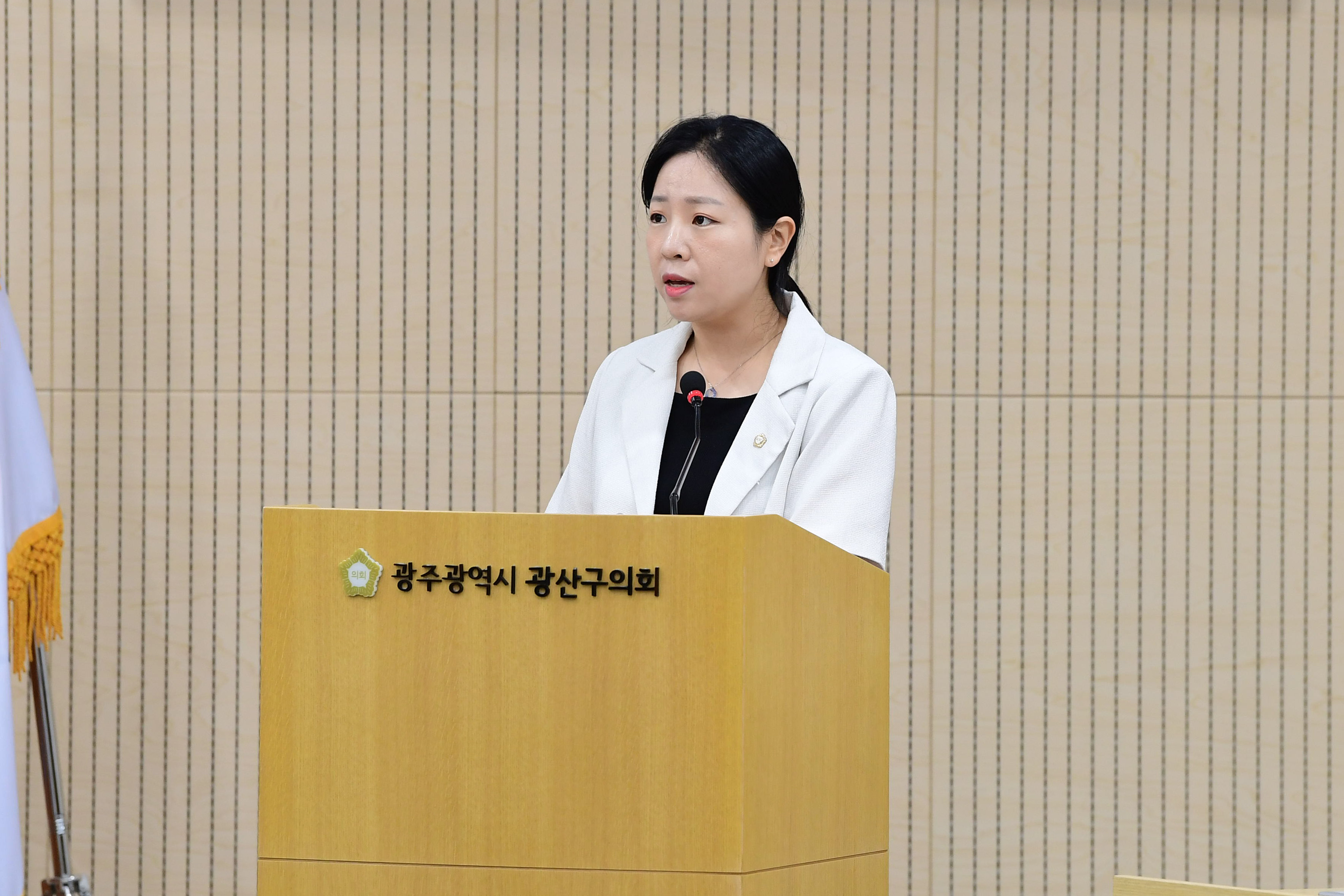 강한솔 광산구의원, “광산구 ‘대안교육기관 지원’ 나서야” 첨부이미지 : 2-3_제299회 광산구의회 임시회 제2차 본회의 5분자유발언_강한솔 의원.jpg