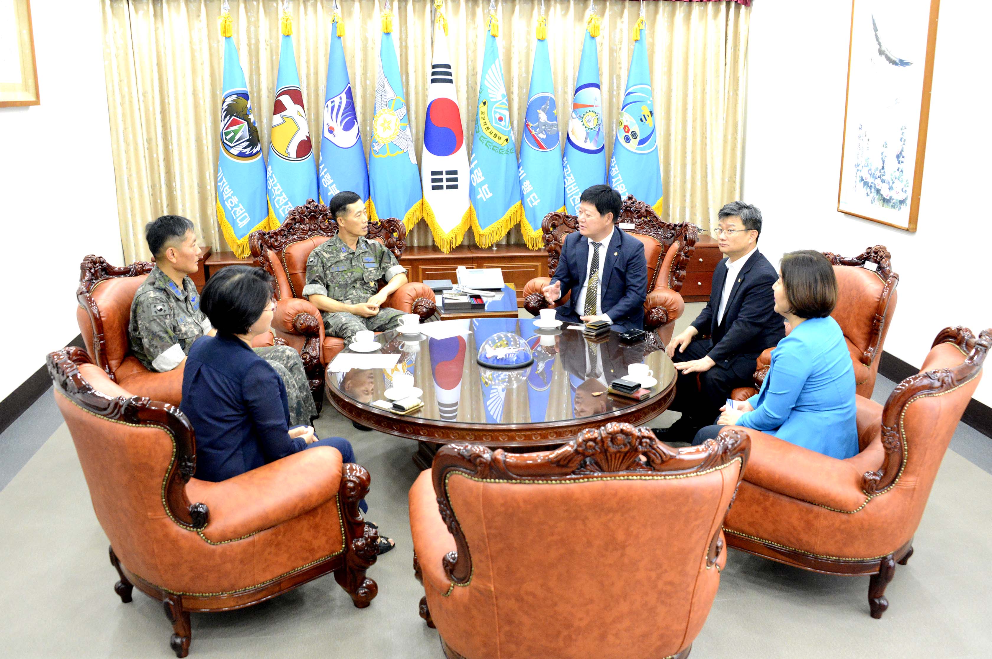 광산구의회 제1전투비행단 의장단 방문 첨부이미지 : 0000000001_20160912091037_1.jpg