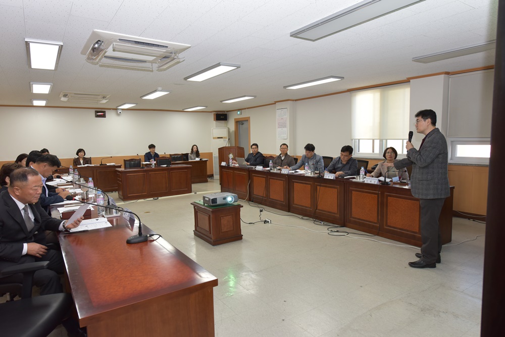 광산구의회 주민자치연구회, ‘마을공화국의 꿈’ 특강 개최 첨부이미지 : 0000000001_20191120120053_2.jpg