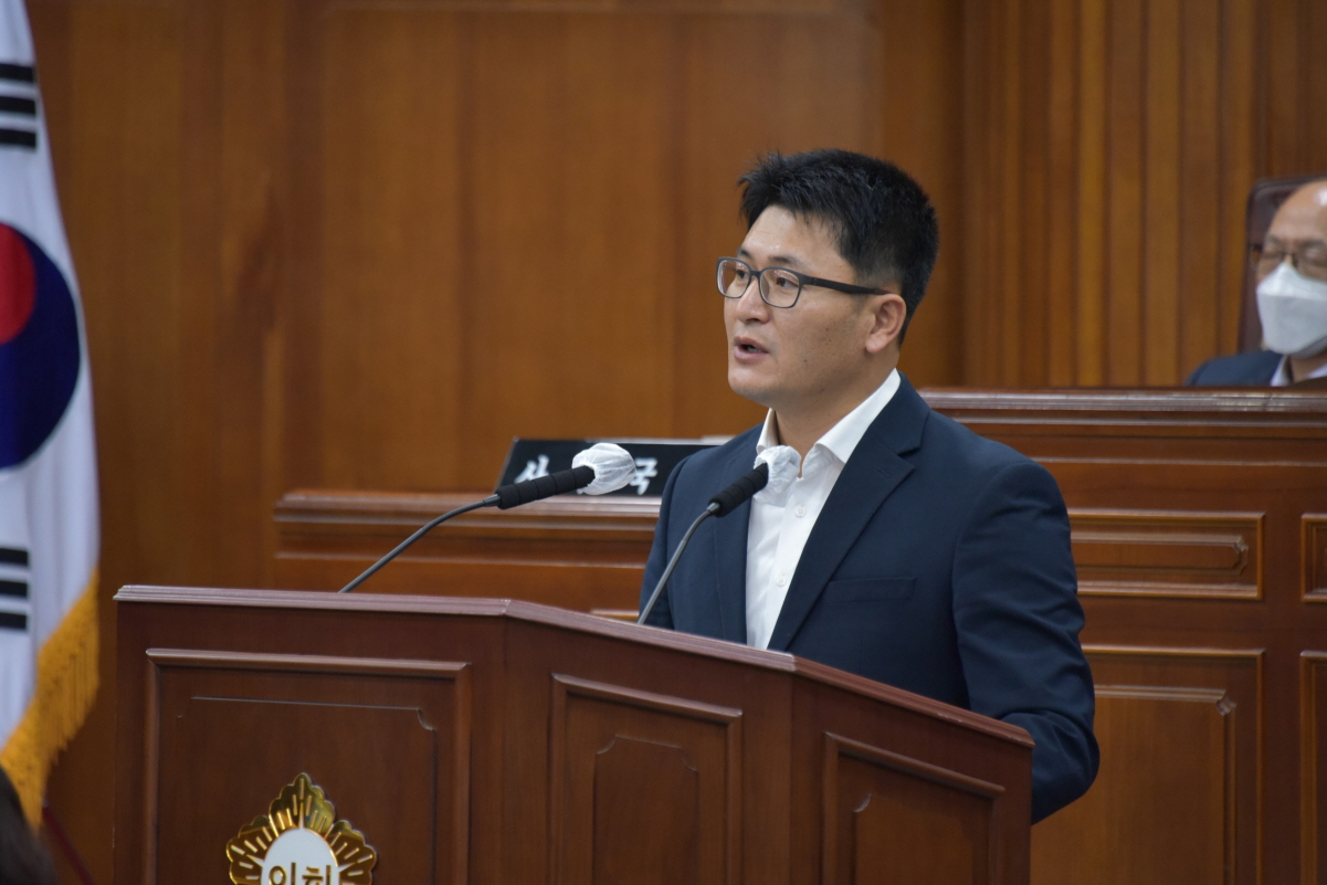 광산구의회 유영종 의원, “민선7기 후반기 맞아 광산구 행정 원칙과 의회 협력관계 강조” 첨부이미지 : 0000000001_20200512102034_0.jpg